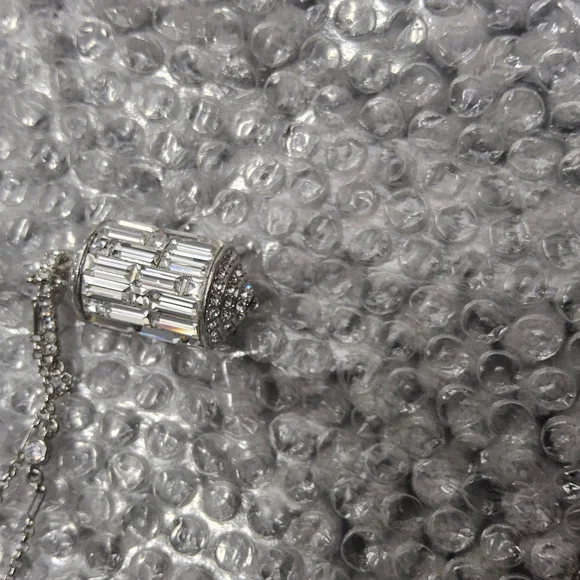 NWOT Sutra prayer wheel inspired necklace - Picture 9 of 9